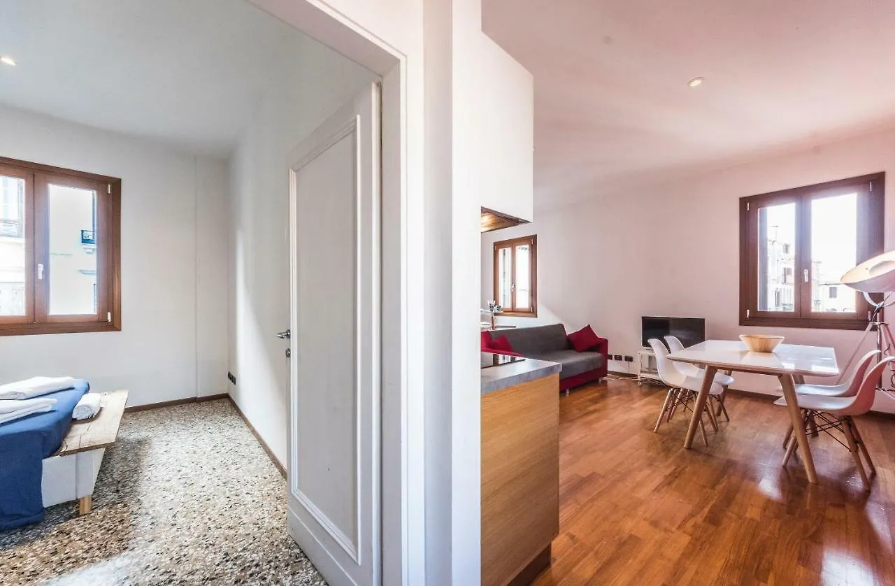 Apartment Ca' D'Oro Suite