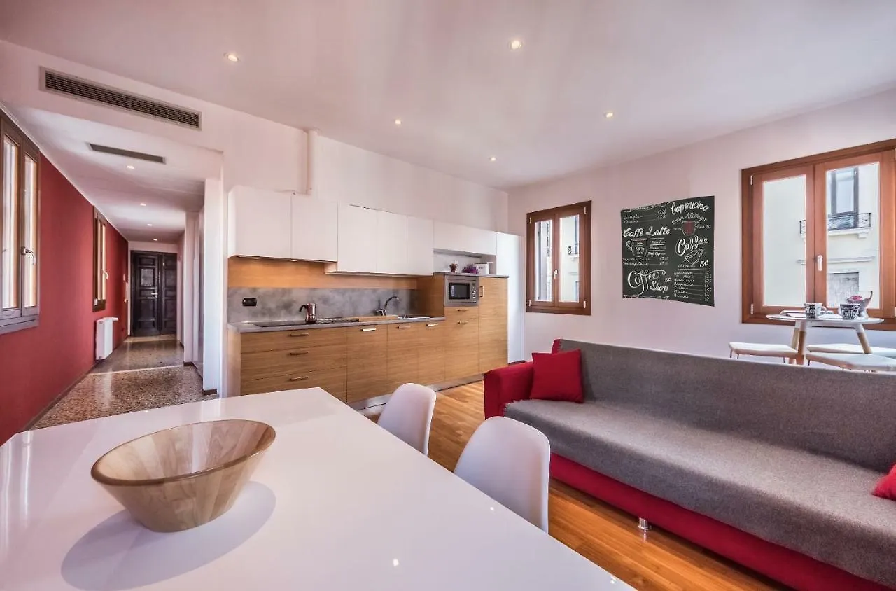 Ca' D'Oro Suite